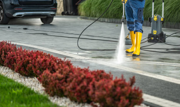 Why Choose Our Certified Pressure Washing Experts for Your Project Needs in Cape Neddick, ME?